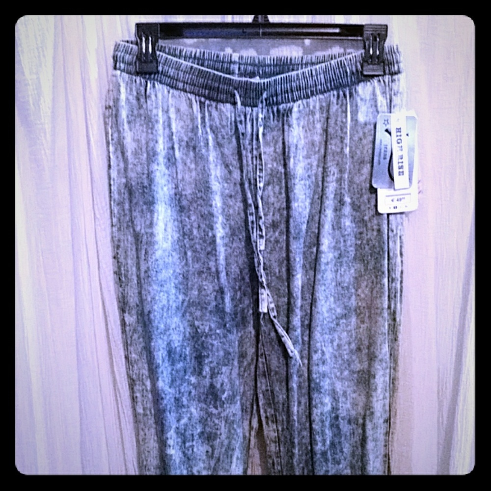 Acid Wash Denim Joggers Sz M NWT